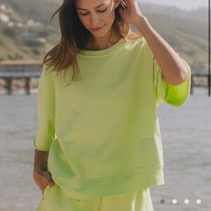 Daily drills cropped sleeve crew in zilker